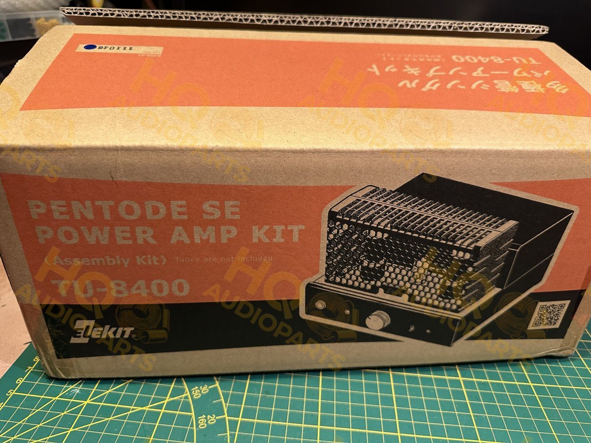 ELEKIT TU-8400 SE csöves végerősítő - Lundahl kimeneti trafóval, szerelés nélkül