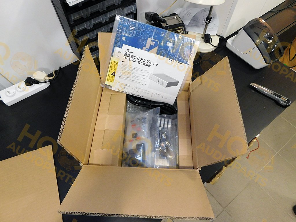 ELEKIT TU-8500 csöves előerősítő barkács készlet - JJ Electronic csőgarnitúrával, szereléssel