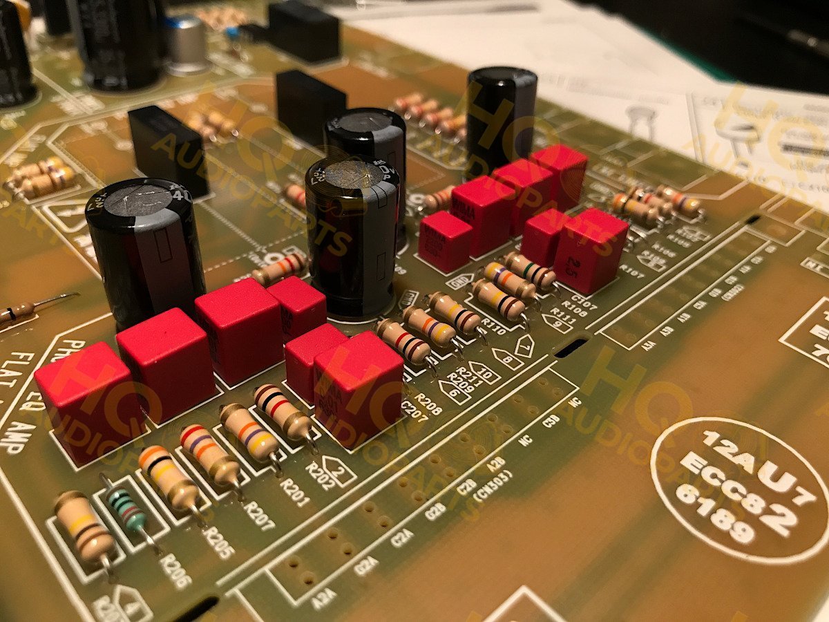 ELEKIT TU-8550 csöves előerősítő - csövek nélkül, szereléssel