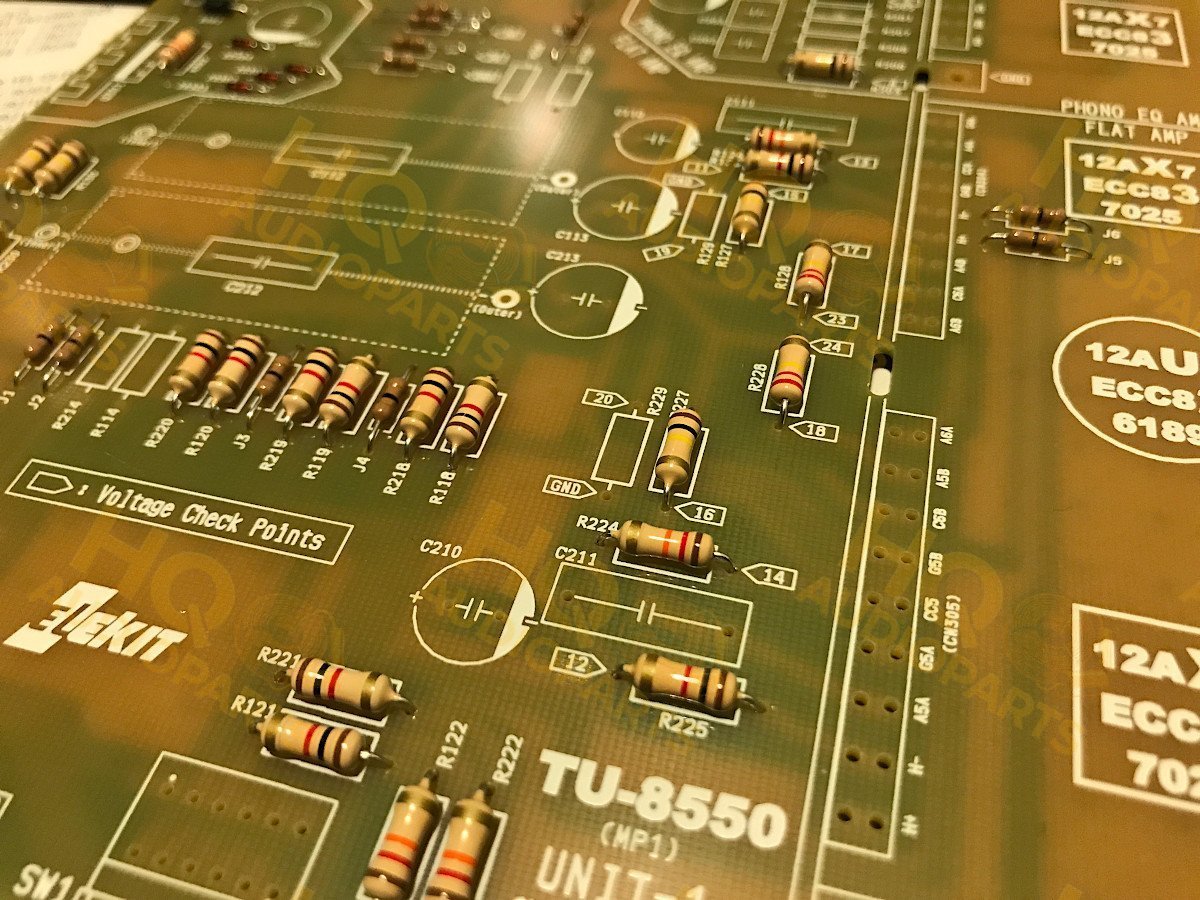 ELEKIT TU-8550 csöves előerősítő - JJ Electronic csőgarnitúrával, szerelés nélkül