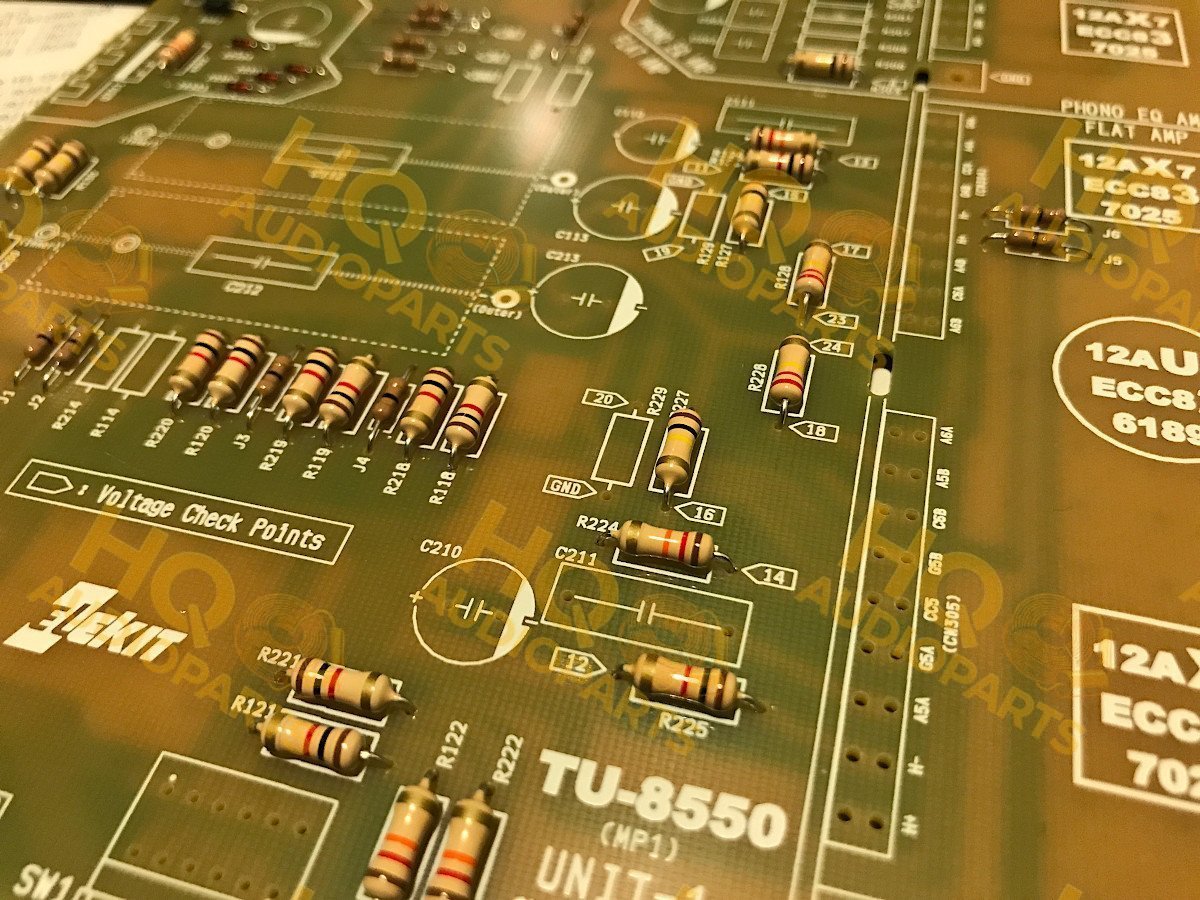 ELEKIT TU-8550 csöves előerősítő - JJ Electronic csőgarnitúrával, szereléssel