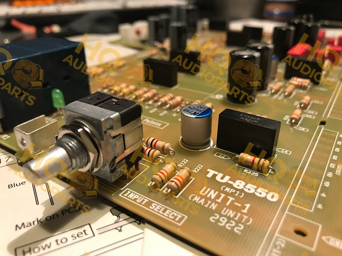 ELEKIT TU-8550 csöves előerősítő - JJ Electronic csőgarnitúrával, szereléssel