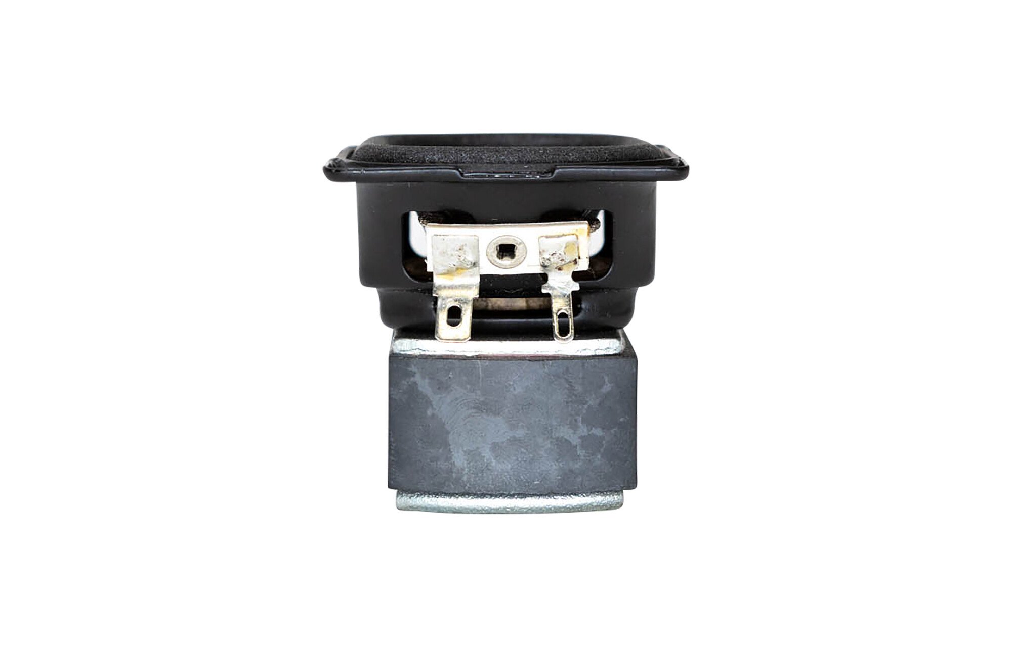 Dayton Audio CE4876-16 szélessávú mélysugárzó