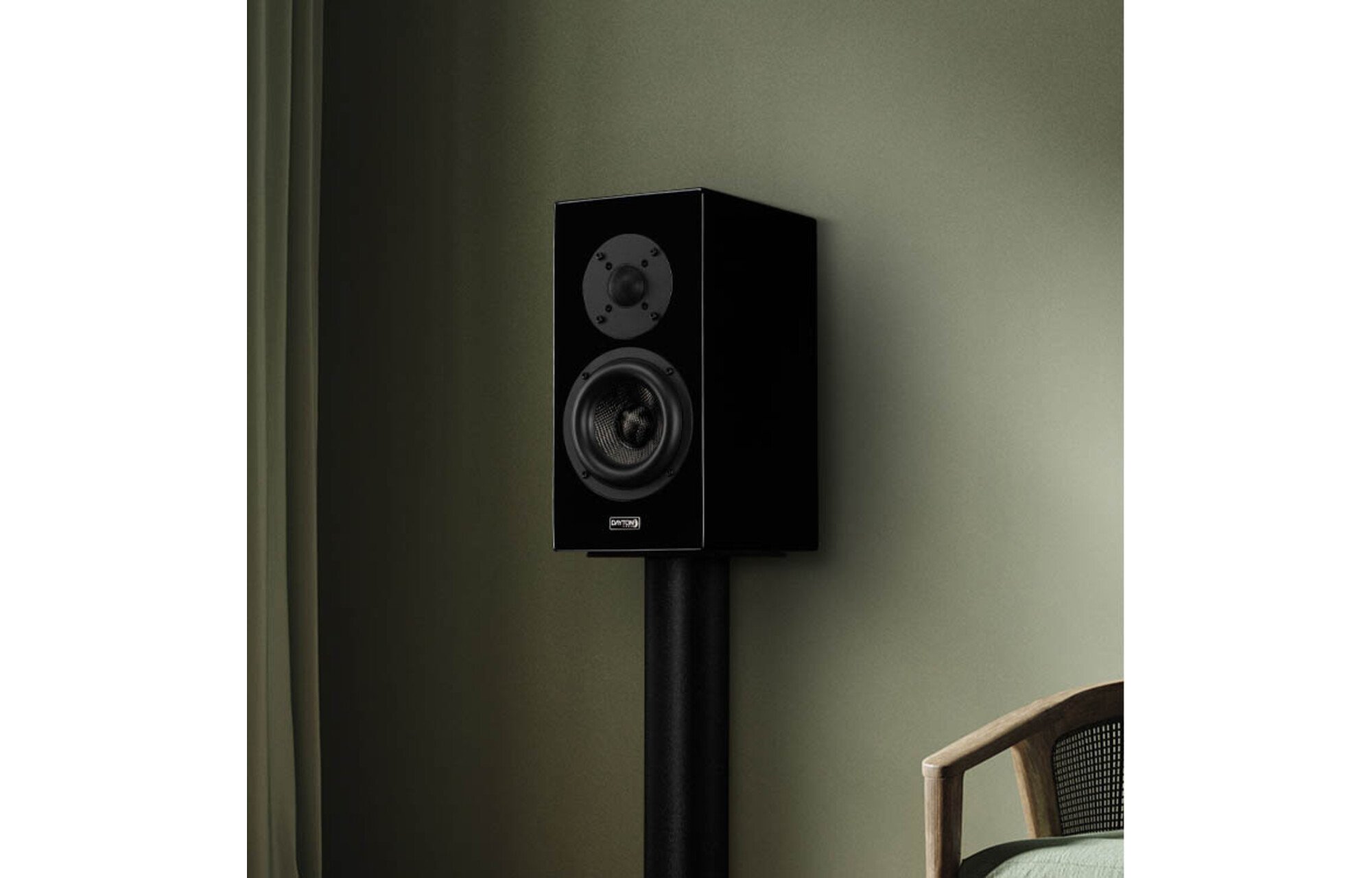 Dayton Audio OPAL1 Polcsugárzó pár fényes fekete