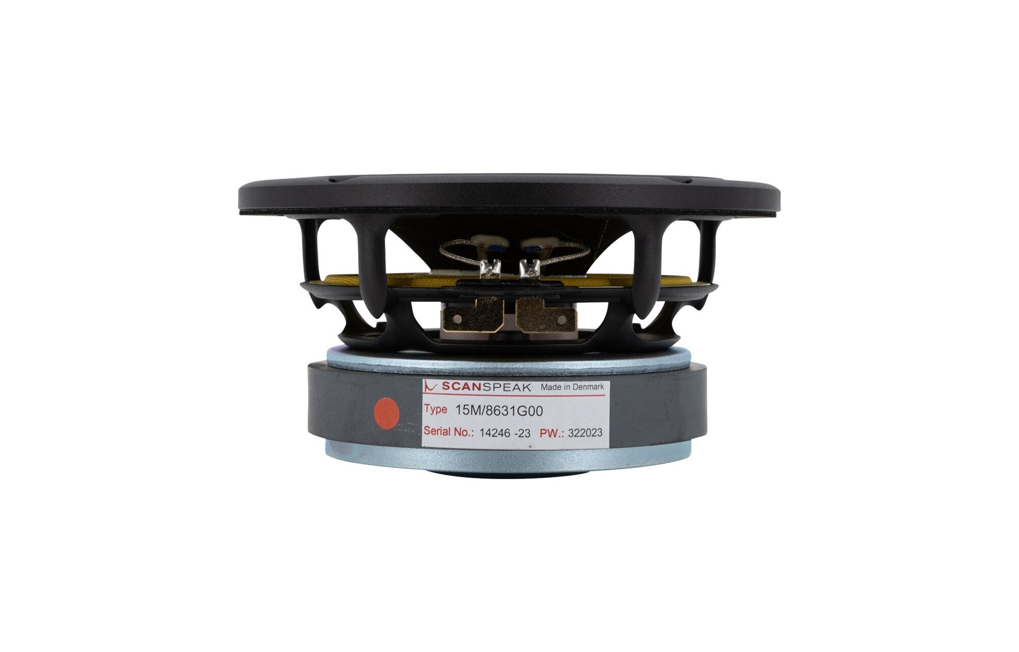 Scan-Speak Revelator 15M/8631G00 középsugárzó